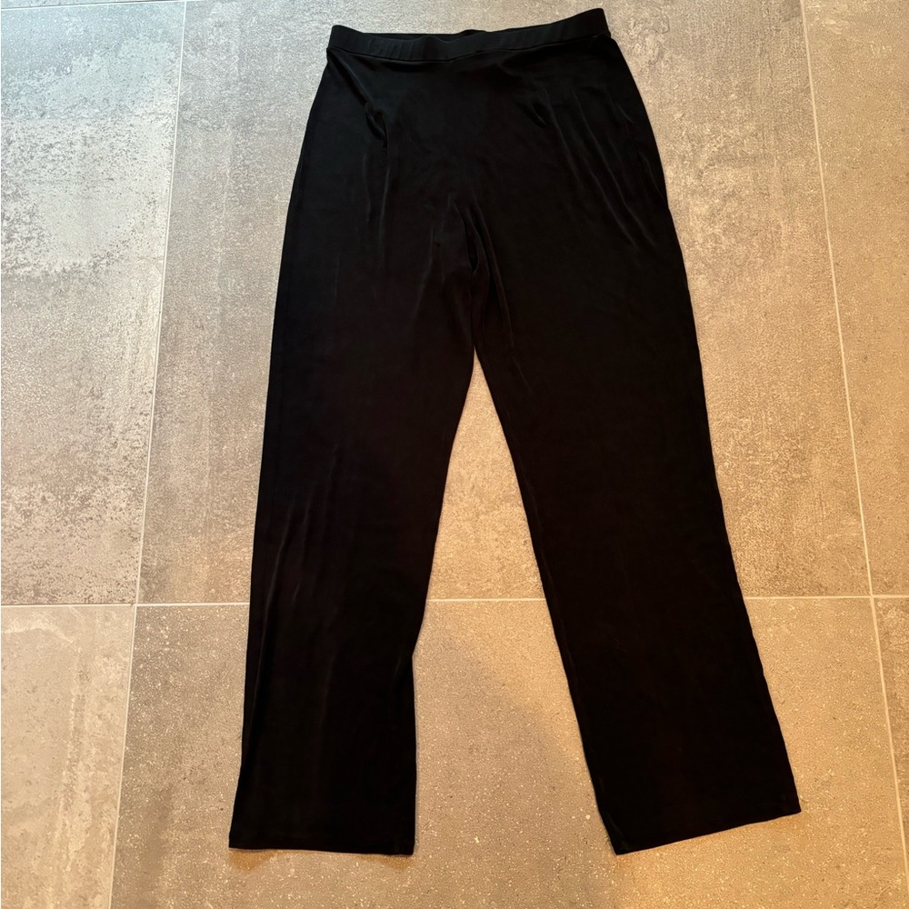 Chico’s private edition black pant size 2(M)pull on elastic waist